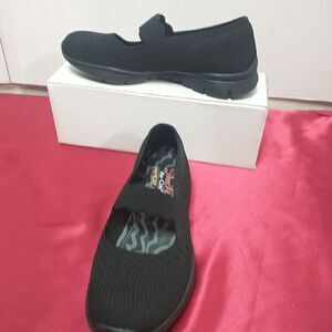 Skechers Womens SZ 7 SEAGER POWER HITTER Casual And Fashion Sneakers SN49622